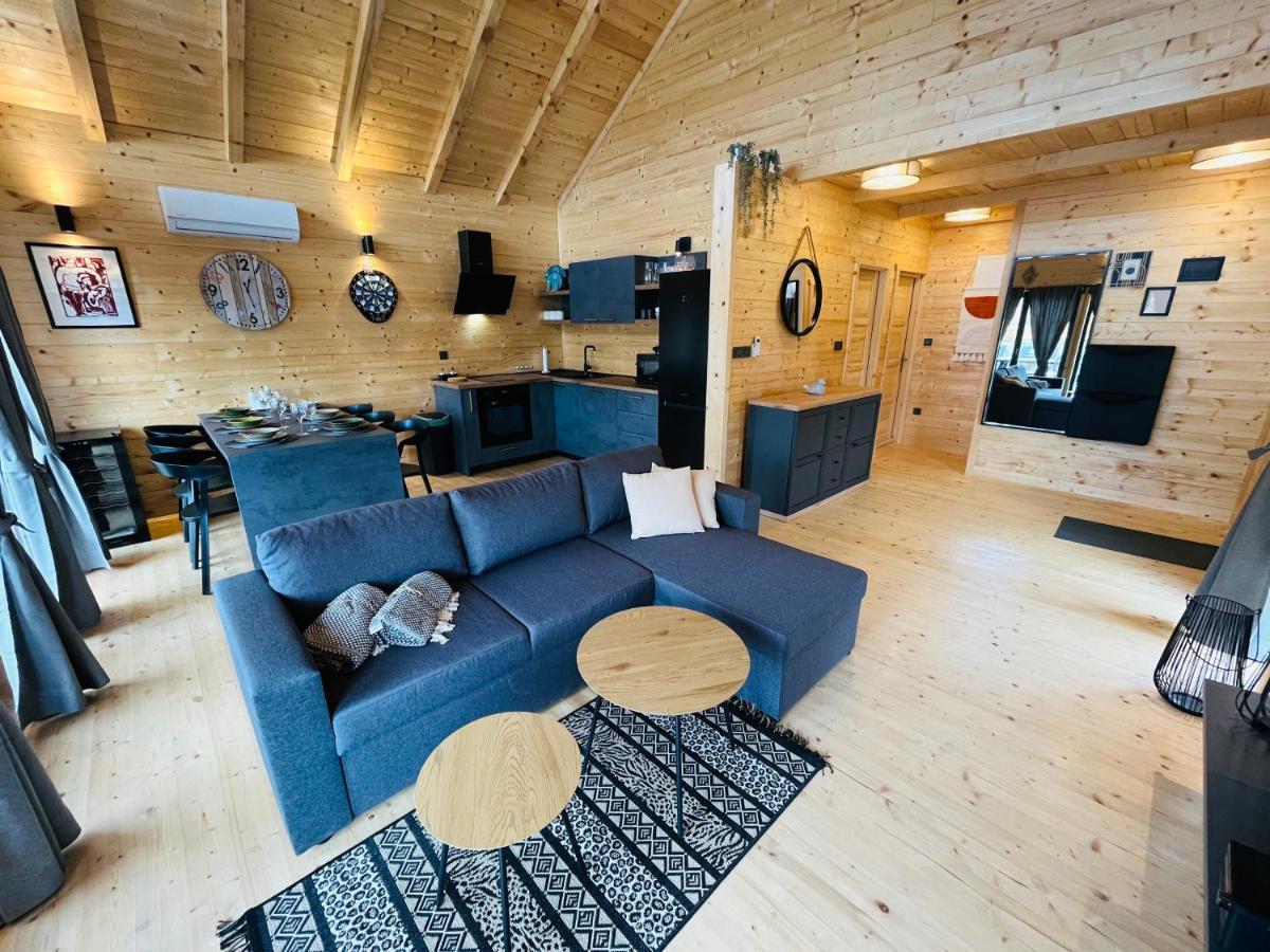 Holiday House Adamo Selno Ngoại thất bức ảnh