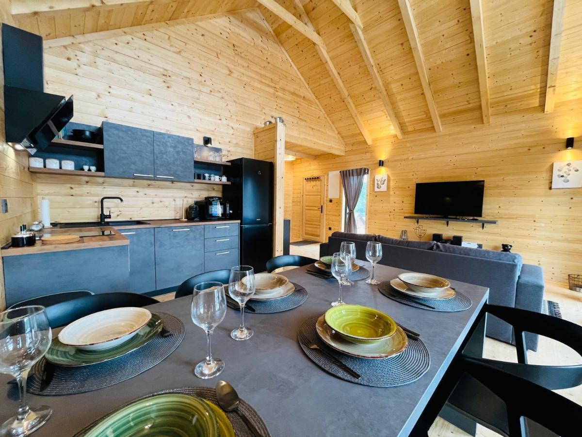 Holiday House Adamo Selno Ngoại thất bức ảnh